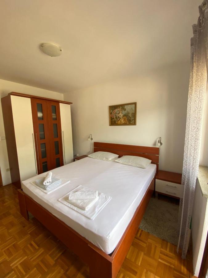 Apartments Irina روفانجسكا المظهر الخارجي الصورة