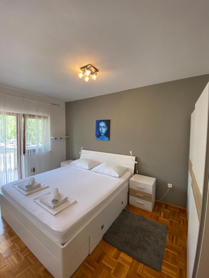 Apartments Irina روفانجسكا المظهر الخارجي الصورة