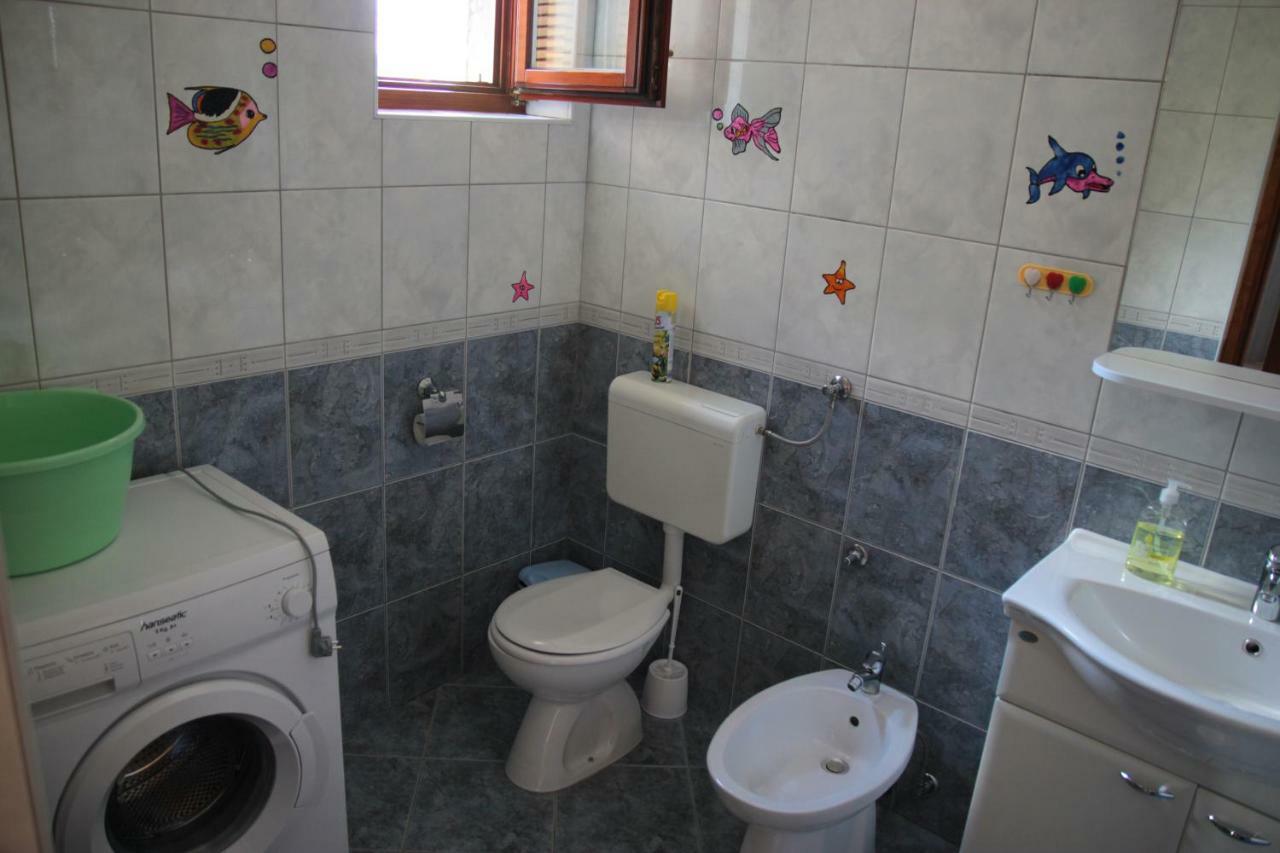Apartments Irina روفانجسكا المظهر الخارجي الصورة