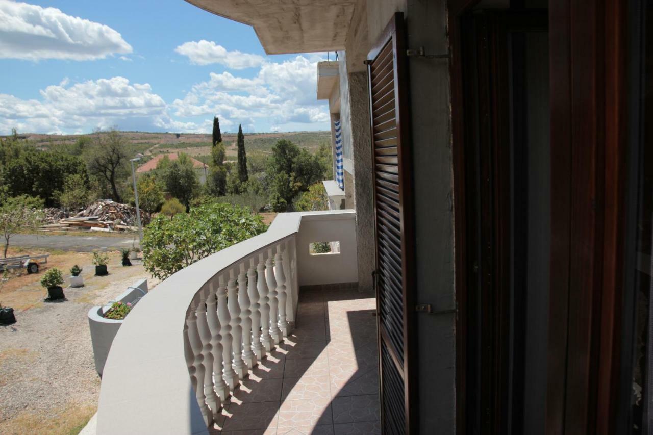 Apartments Irina روفانجسكا المظهر الخارجي الصورة